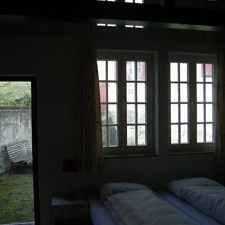 Hotel Wachtmeisterhaus Zu Burg Hohes Haus 4*